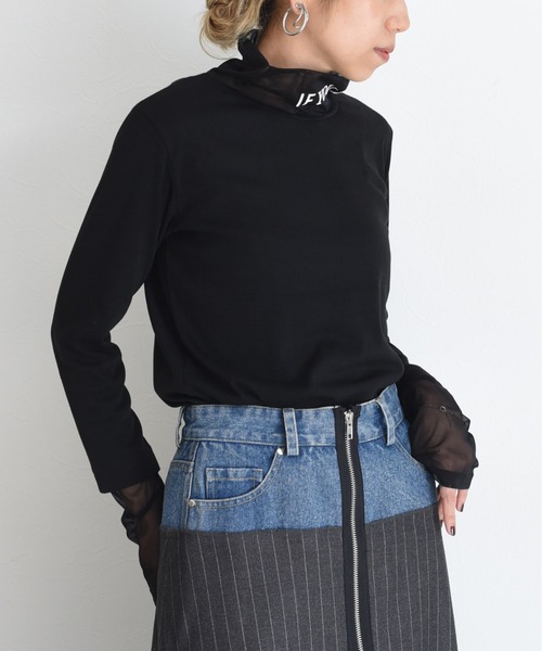 Eimee Law（エイミーロウ） tシャツ フロッキーテキストハイネック