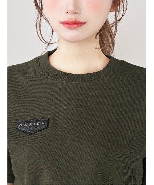 Darich Tシャツ Darich tシャツ ロゴプレートショートTシャツ レディース