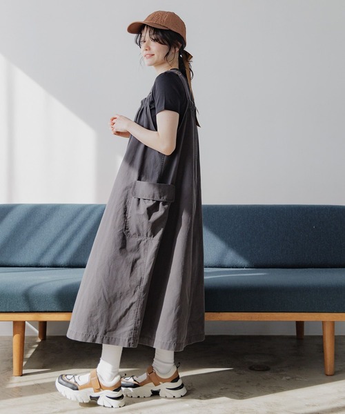 niko and... ワークサロペットスカート niko and（ニコアンド）の「[niko and JEANS 2023AW]V