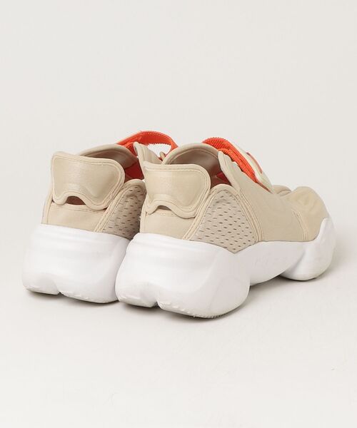 nike 23.5 cm
