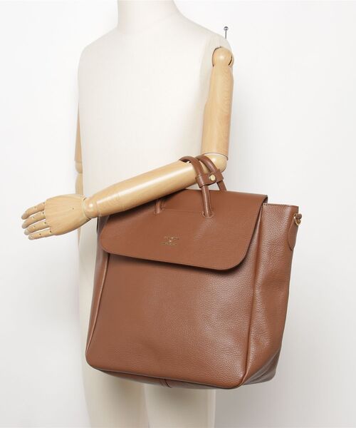 トートバッグ 「YOUNG＆OLSEN」ヤングアンドオルセン/  EMBOSSED LEATHER TOTE M レディース メンズの画像