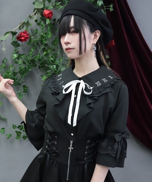 NIBBLE POISON（ニブルポイズン） ブラウス シャツ 時計刺繍フリル袖