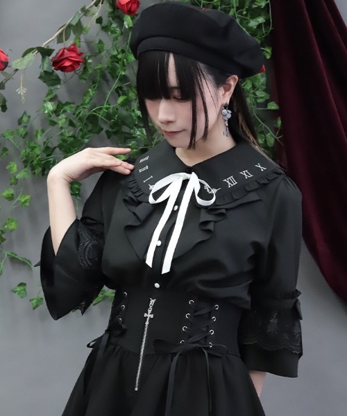 NIBBLE POISON（ニブルポイズン） ブラウス シャツ 時計刺繍フリル袖
