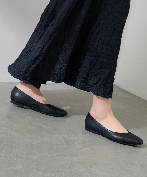 LE TALON ブラック フラットシューズ 24cm LE TALON 「LE TALON」 シューズ 24cm ブラック×ブラック