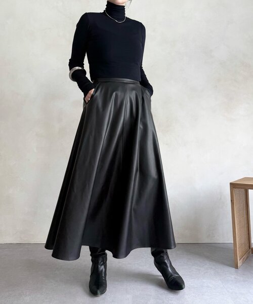 BEARDSLEY（ビアズリー） スカート フェイクレザーフレアスカート
