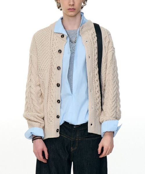 アイボリー ケーブルニット カーディガン THREE FIFTY STANDARD ケーブルニットカーディガン〈アイボリー