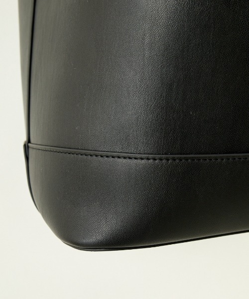 「＆MyuQ」 ショルダーバッグ ONE SIZE ブラック レディース