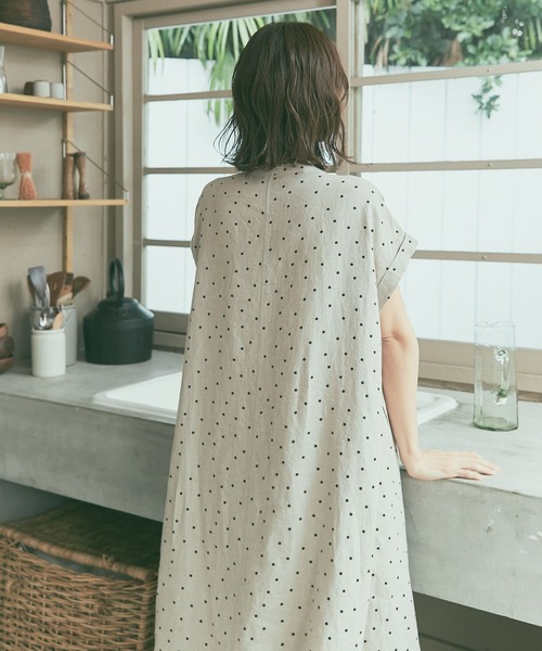 「URBAN RESEARCH DOORS」 半袖ワンピース MEDIUM ナチュラル レディースの画像