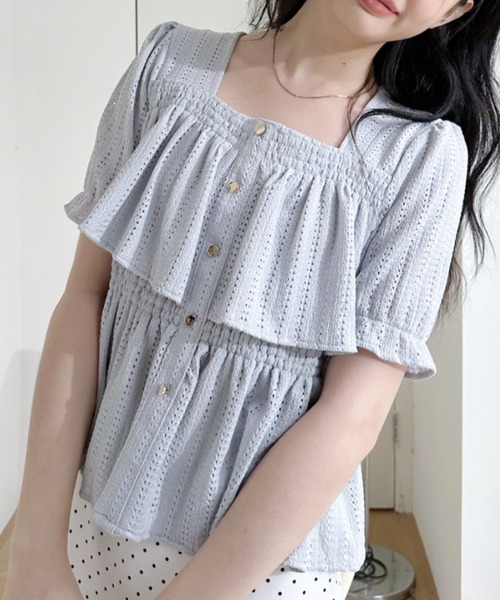 Ada. tシャツ 透かし編み スクエアネックパフスリーブ フレア