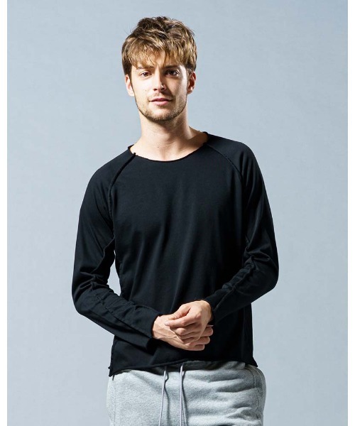 【となってい】 tシャツ Tシャツ twist raglan sleeve cut&sewn ZOZOTOWN PayPayモール店 - 通販 - PayPayモール ダヴルジェ