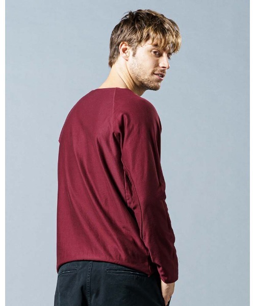 【となってい】 tシャツ Tシャツ twist raglan sleeve cut&sewn ZOZOTOWN PayPayモール店 - 通販 - PayPayモール ダヴルジェ