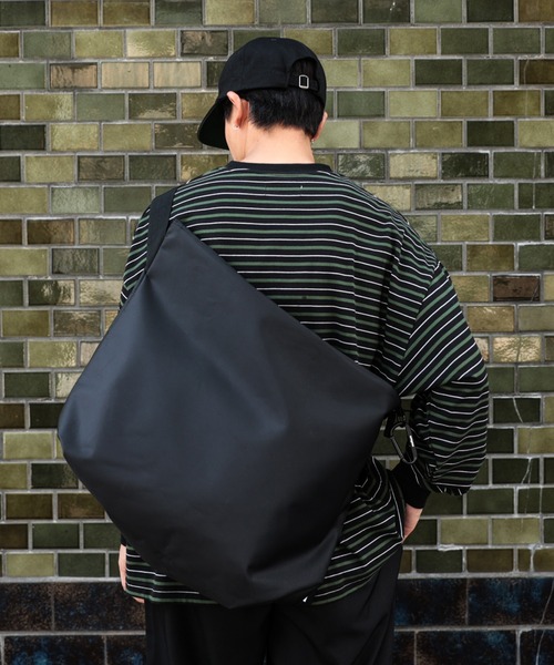 meltum ショルダーバッグ NYLON MESSENGER BAG / ナイロン