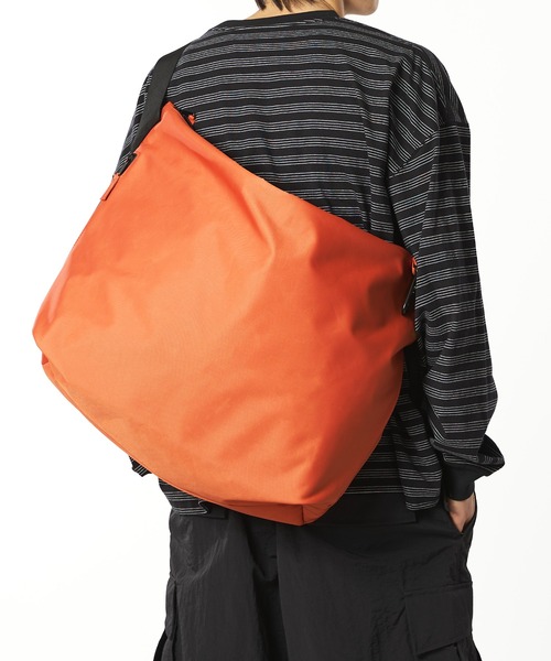 meltum（メルタム） ショルダーバッグ NYLON MESSENGER BAG メンズ