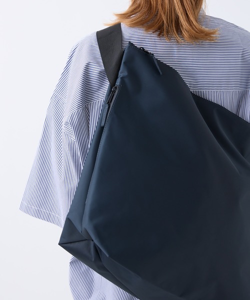 meltum（メルタム） ショルダーバッグ NYLON MESSENGER BAG メンズ
