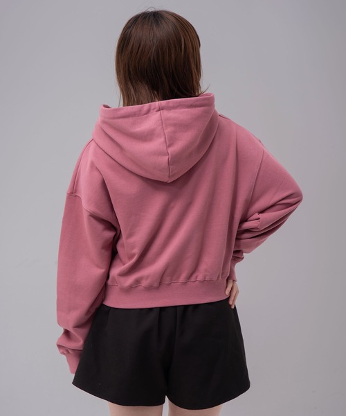 パーカー 「mahagrid/マハグリッド」 THIRD LOGO CROP HOODIE/サードロゴ クロップ プルオーバーパーカー レディース mahagrid/マハグリッド』THIRD LOGO HOODIE/サードロゴ プル