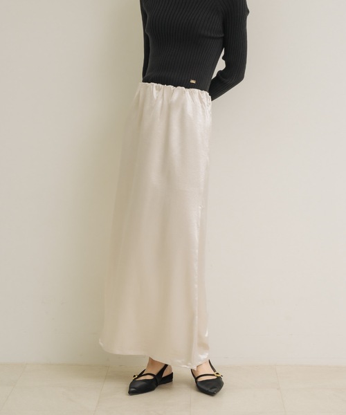 NEAU サテンストレートスカート　ホワイト NEUNA（ヌナ） スカート サテンセミフレアスカート : ZOZOTOWN Yahoo