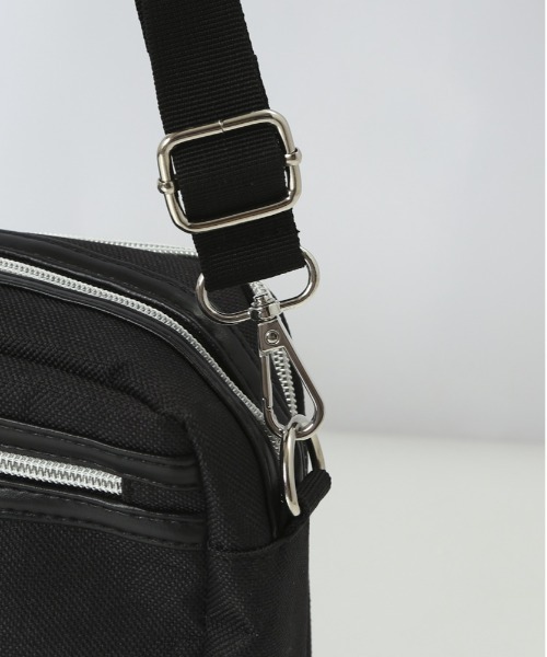 BACKYARD FAMILY（バックヤードファミリー） ショルダーバッグ Pallas