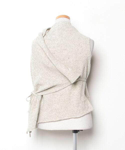 ANN DEMEULEMEESTER ホワイトベスト 34 2025年最新】Ann Demeulemeester レディース ベスト・ジレ・ビスチェの