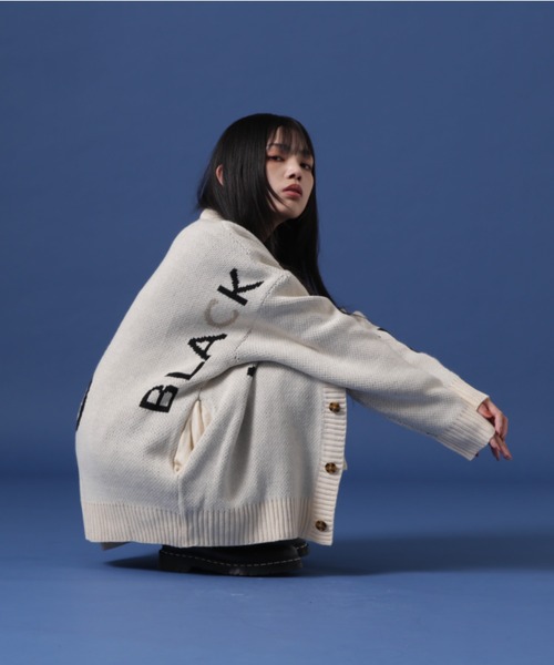 WHITELAND カーディガン セール】【WEB&DEPOT限定】WHITELAND/ホワイトランド/ロゴ総柄