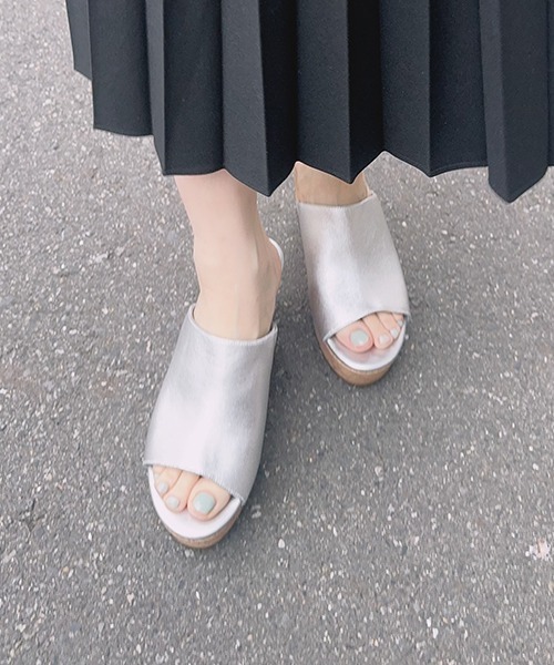 neue diffusion（ノイエ ディフュージョン） 厚底 サンダル 厚底コルク