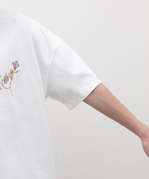 EDIFICE（エディフィス） tシャツ 「untitled artworks / アンタイトル 
