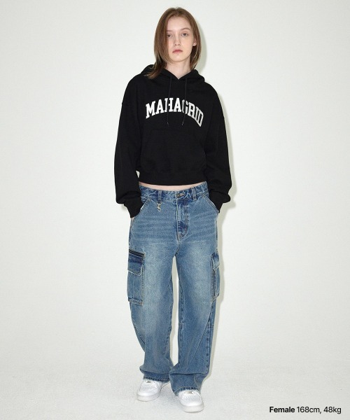 パーカー 「mahagrid/マハグリッド」VARSITY LOGO CROP HOODIE/バーシティーロゴ クロップ プルオーバーパーカー レディ mahagrid/マハグリッド』VARSITY LOGO CROP HOODIE/バーシティー