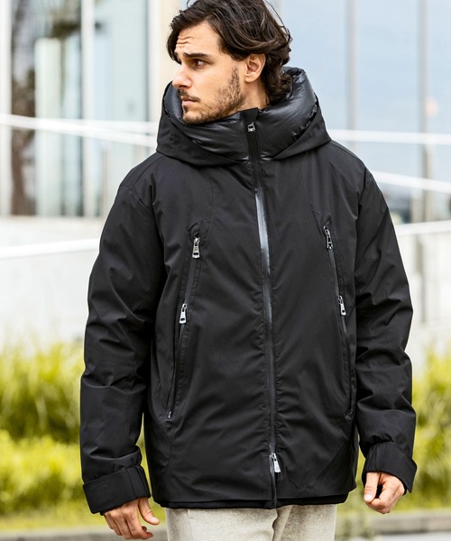 AKM Contemporary（エイケイエムコンテンポラリー） ダウンジャケット