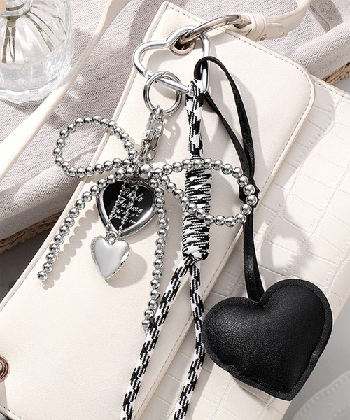 Revo. チャーム 「2026新色追加」ハートモチーフ ビーズ リボン