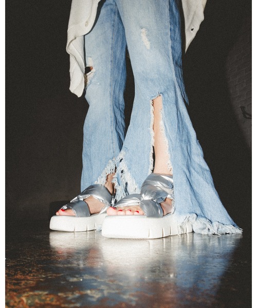 「STEVE MADDEN」 フラットサンダル 24.0cm シルバー レディース_画像8