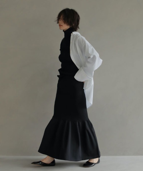 「ETRE TOKYO」 長袖ニット FREE ネイビー レディースの画像