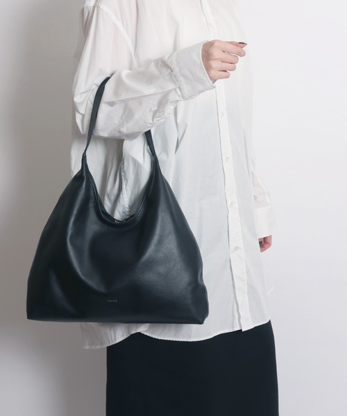 YArKA トートバッグ 「YArKA/ヤーカ」real leather round design one