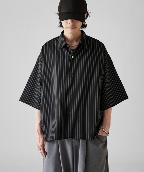 シャツ 「Neucon」WIDE SLEEVE PINSTRIPE OVER SHIRT / ワイドスリーブピンストライプオーバーシャツ メンズの画像