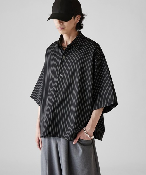 シャツ 「Neucon」WIDE SLEEVE PINSTRIPE OVER SHIRT / ワイドスリーブピンストライプオーバーシャツ メンズの画像