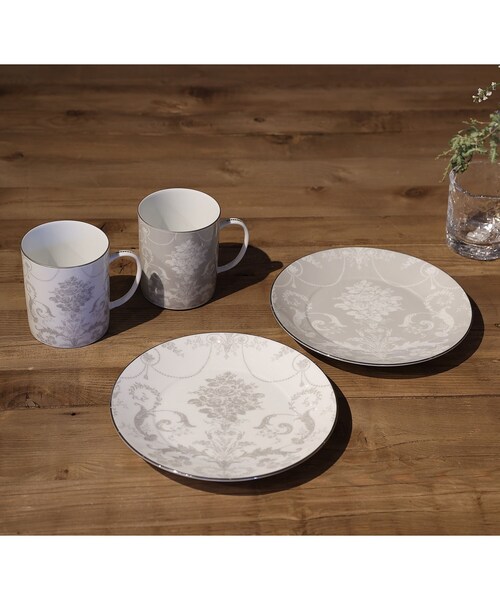 LAURA ASHLEY（ローラアシュレイ） 食器 ジョゼッテ柄 プレートペア