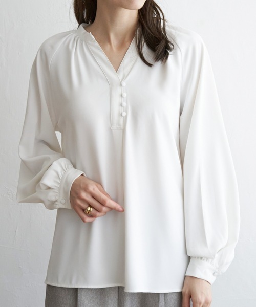 IKKA LOUNGE ブラウス シャツ クルミボタンスキッパーブラウス
