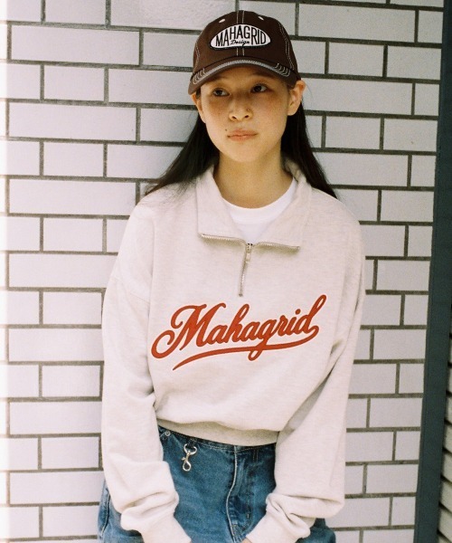 トレーナー スウェット 「mahagrid/マハグリッド」 SCRIPT LOGO CROP HALF ZIP UP/スクリプトロゴクロップハーフジッ MAHAGRID トレーナー スウェット 「mahagrid/マハグリッド