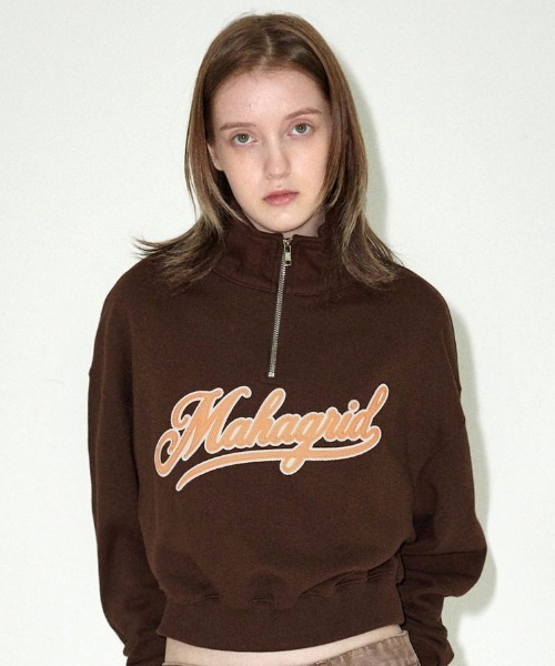 トレーナー スウェット 「mahagrid/マハグリッド」 SCRIPT LOGO CROP HALF ZIP UP/スクリプトロゴクロップハーフジッ MAHAGRID トレーナー スウェット 「mahagrid/マハグリッド