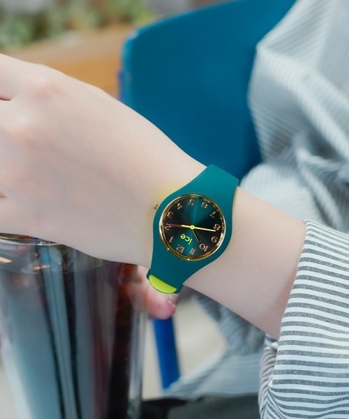 専用出品　未使用に近い　icewatch アイスウォッチ ICE WATCH 腕時計 「Ice-Watch アイスウォッチ」ICE duo chic