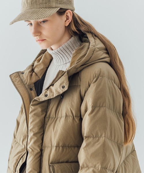 GYMPHLEX（ジムフレックス） ダウンジャケット 12 ベージュ レディース