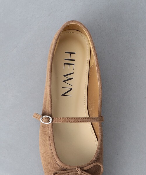 HEWN◆定価約4万◆24SS スクエアトゥバレエシューズ クリーム HEWN◇定価約4万◇24SS スクエアトゥバレエシューズ クリーム