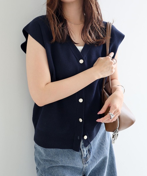★美品★BALLSEY ツイードベスト 金ボタン ノースリーブ ニット切替 36 予約]金ボタンVネックニットベスト – Frene