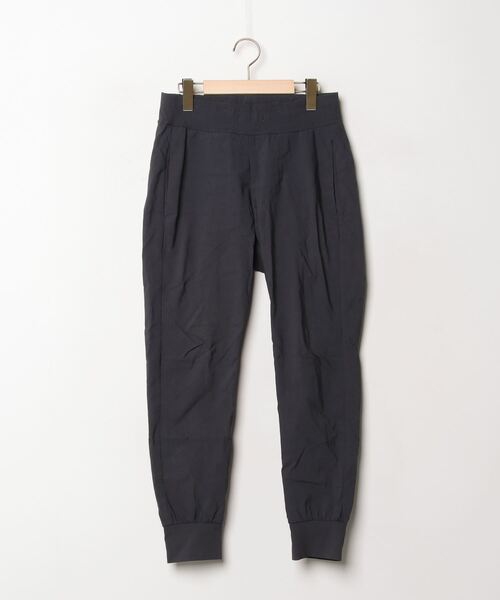 KAZUYUKI KUMAGAI ATTACHMENT テーパードパンツ KAZUYUKI KUMAGAI ATTACHMENT（カズユキクマガイアタッチメント