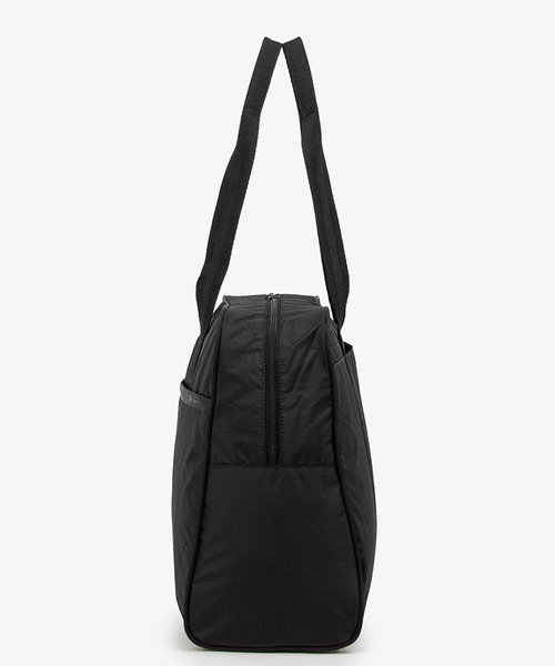 Lesportsacブラックナイロンボストンバッグ LeSportsac ボストンバッグ SMALL CARRYALL DUFFLE リサイクルド