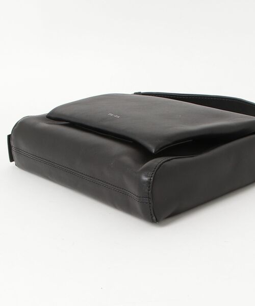 YArKA ハンドバッグ 「YArKA/ヤーカ」real leather fluffy flap