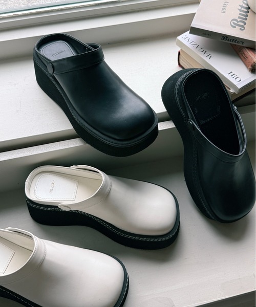 「on:nue」 フラットサンダル 24.5cm アイボリー レディース_画像4