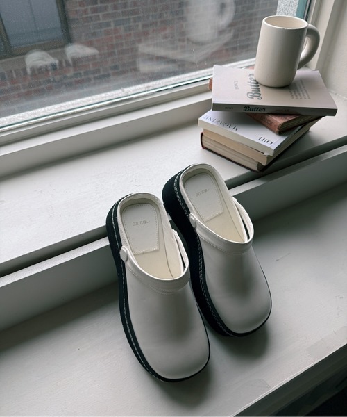 「on:nue」 フラットサンダル 24.5cm アイボリー レディース_画像9