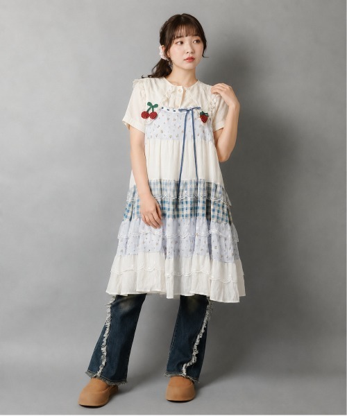 SPINNS（スピンズ） ブラウス シャツ ルーツ刺繍が気分彡フルーツ