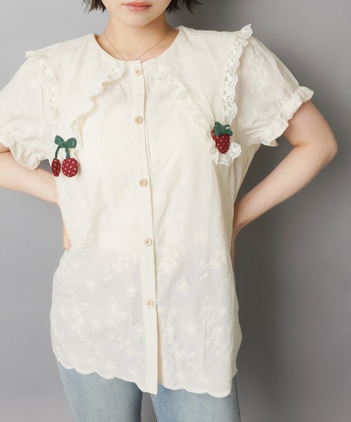 SPINNS（スピンズ） ブラウス シャツ 半袖 ルーツ刺繍が気分彡フルーツ
