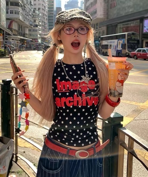 AVYL tシャツ 半袖 「新色グレー追加」星柄半袖Y2K スターグラフィック