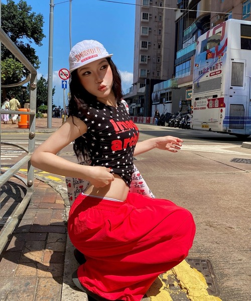 AVYL tシャツ 半袖 「新色グレー追加」星柄半袖Y2K スターグラフィック